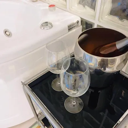 2-level Designer Loft In Isola District Mailand