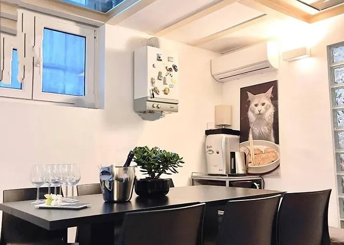 Apartment 2-level Designer Loft In Isola District Mailand