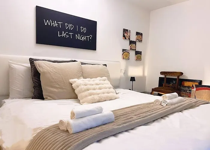 Apartment 2-level Designer Loft In Isola District
