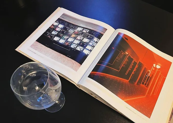 2-level Designer Loft In Isola District アパート ミラノ